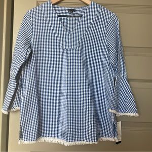 NWT Hannah 3/4 bell sleeve gingham v neck top, Small